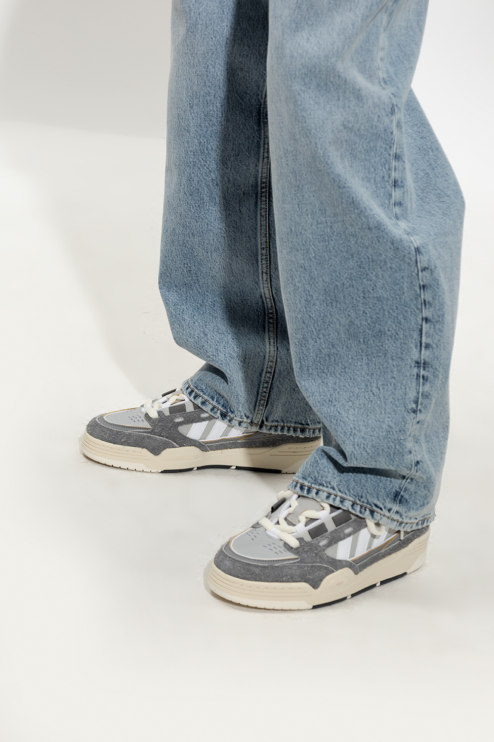 SchaferandweinerShops Japan - Få tak i WVN adidas Yeezy 700